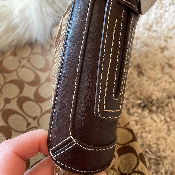 Coach purse with fur trim. - Picture 7 of 7